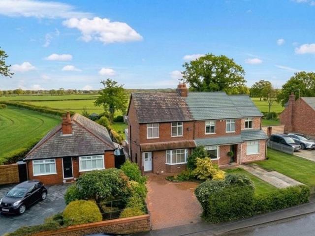 House for sale in Antrobus