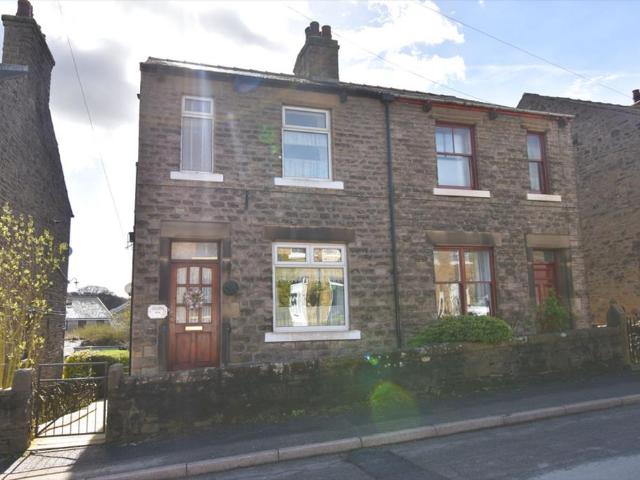 House for sale in Buxworth, Charlesworth