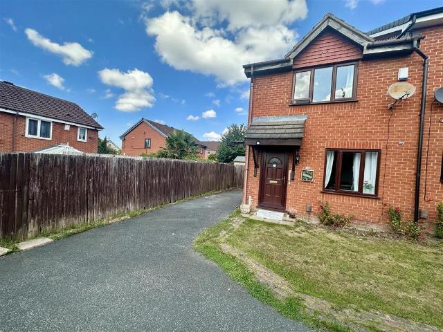 House for sale in Dewsbury Moor, Heckmondwike