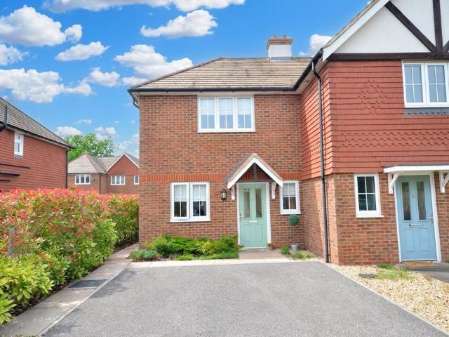 House for sale in Fole, Surrey