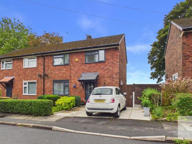 House for sale in Fernhill, Bury
