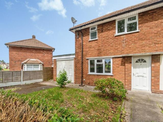 House for sale in Darlaston, West Midlands