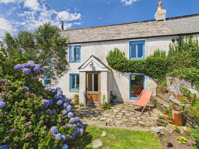 House for sale in Tintagel, Cornwall