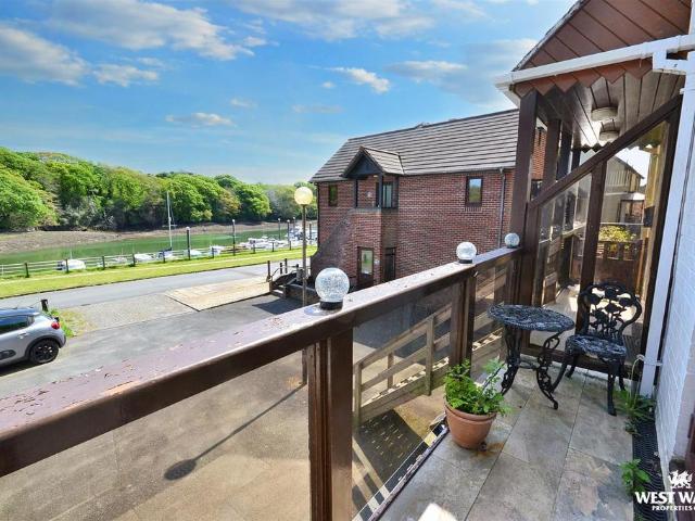 House for sale in Neyland, Wales