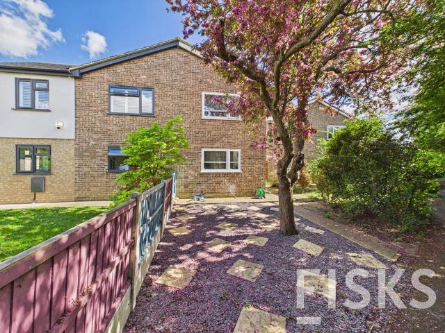 House for sale in Winter Gardens, Essex