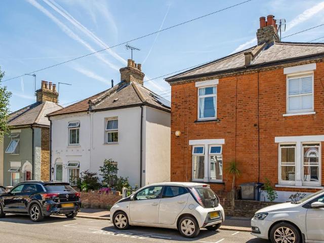House for sale in East Barnet, Greater London