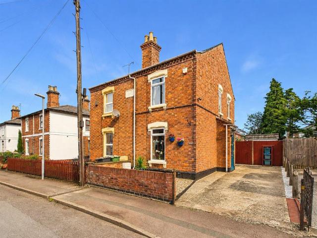 House for sale in Gloucester, Gloucestershire