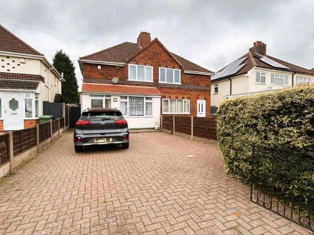 House for sale in Brownhills, West Midlands