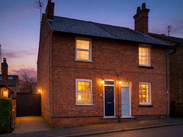 House for sale in Harlequin, Barton In Fabis