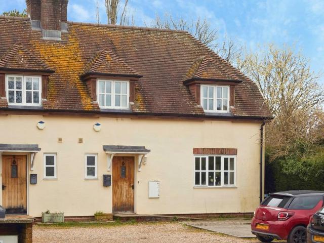 House for sale in Sutton Scotney, Hampshire