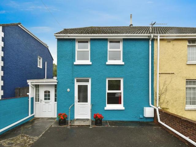 House for sale in Betws