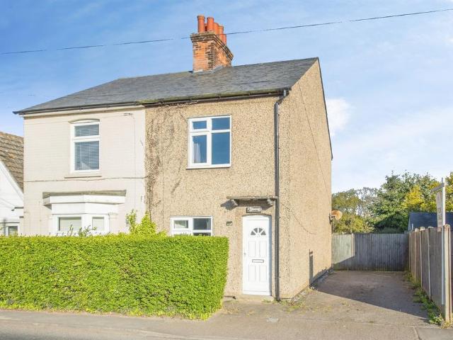 House for sale in Dale Hill, Essex