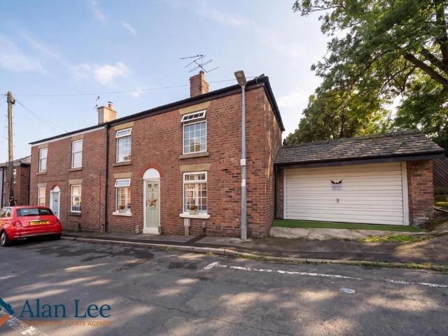 House for sale in Moss Rose, Macclesfield