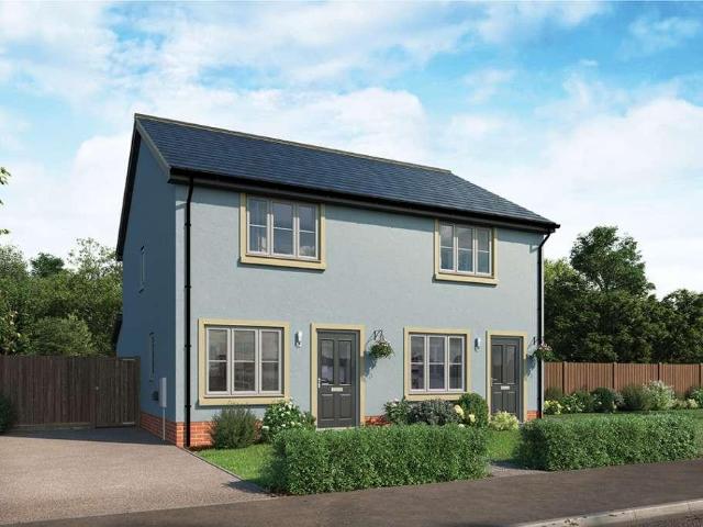 House for sale in Lamellion, Cornwall