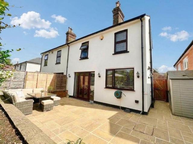 House for sale in Shenley, Hertsmere