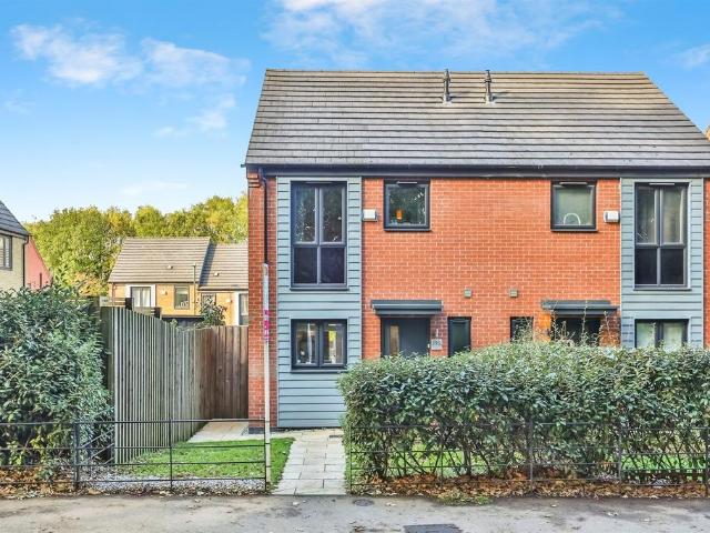 House for sale in Bestwood Village, Haddon