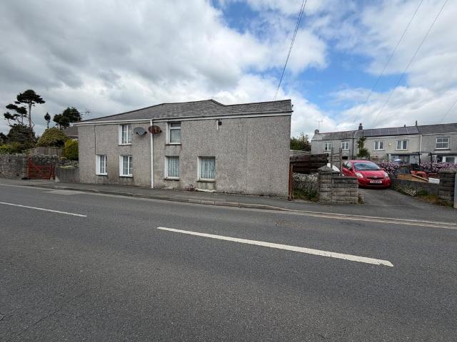 House for sale in St Stephen, Cornwall