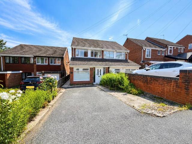 House for sale in Mount Pleasant, Quarry Bank