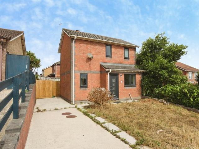 House for sale in Llanharry