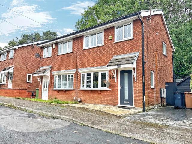 House for sale in Littlemoss, Greenheys