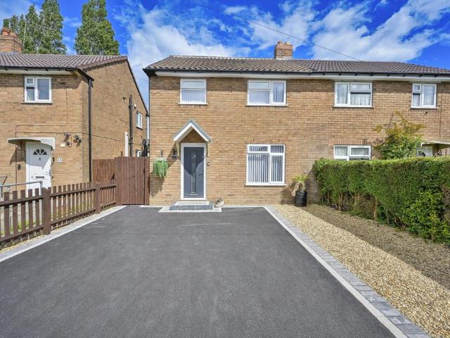 House for sale in Brownhills, West Midlands