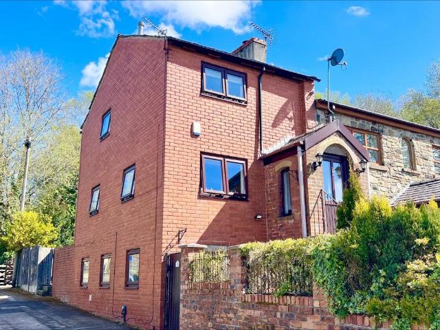 House for sale in Harwood Lee, Bolton