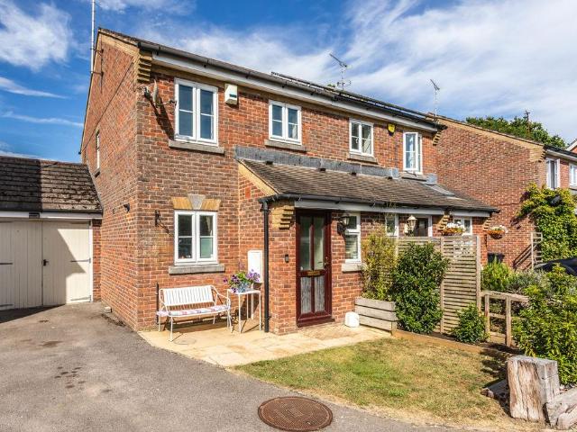 House for sale in Perryfields, West Sussex