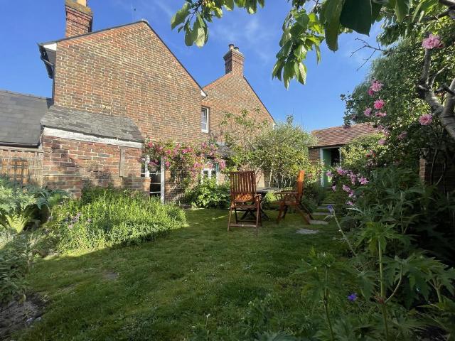 House for sale in Uckfield, Cross In Hand