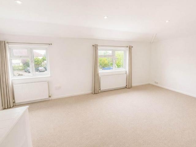 House for sale in Elstree and Borehamwood, Borehamwood