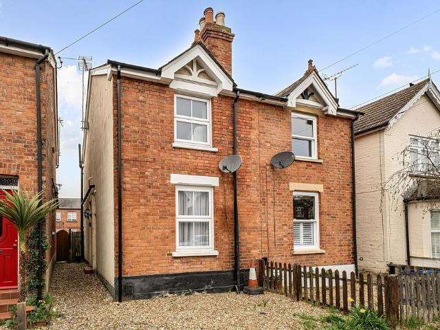 House for sale in Farnborough, Hampshire