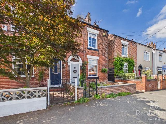 House for sale in Odd Rode, Scholar Green