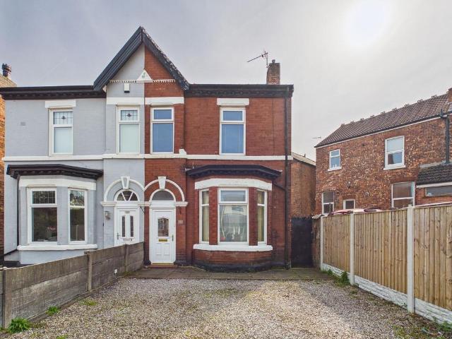 House for sale in Meols Cop, Southport