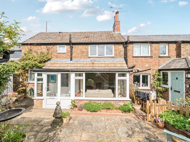 House for sale in Perryfields, West Sussex