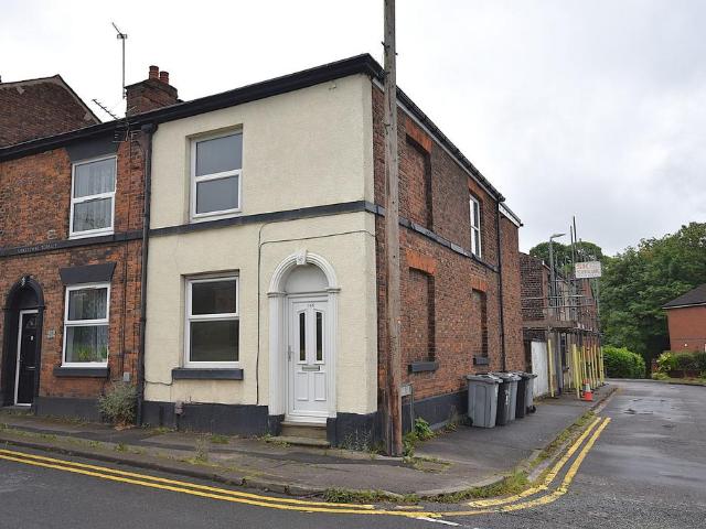 House for sale in Hurdsfield, Macclesfield