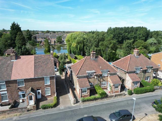 House for sale in Newport, East Riding Of Yorkshire