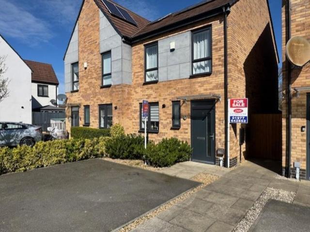 House for sale in South Elmsall, West Yorkshire