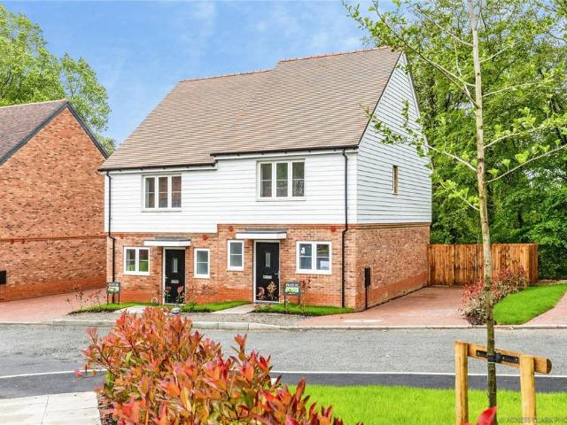 House for sale in Battle, Heathlands