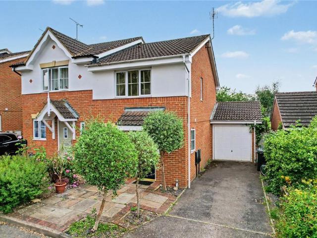 House for sale in Wrecclesham, Fole