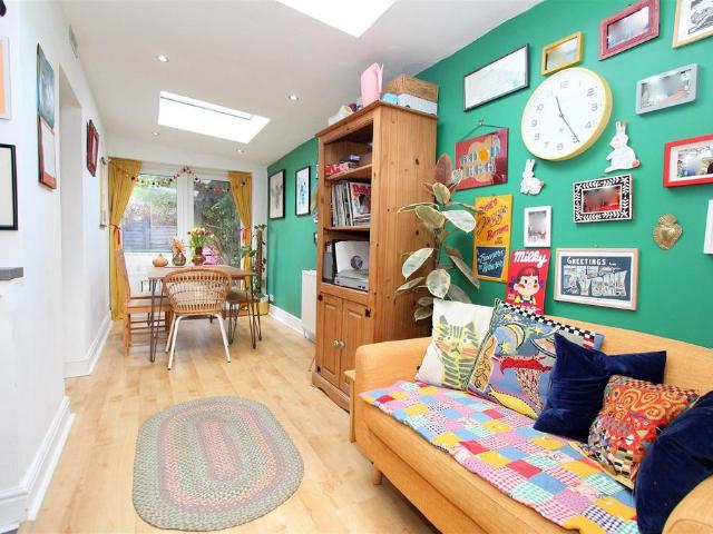 House for sale in The Wrythe, Greater London