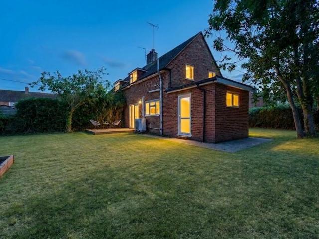 House for sale in Heathlands, East Sussex