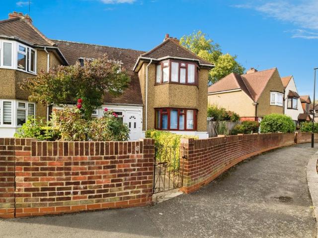House for sale in Beckton, Greater London