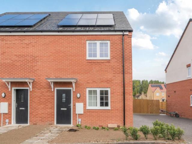 House for sale in Crossgate, South Holland