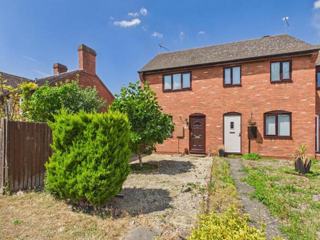 House for sale in Alderminster, Warwickshire