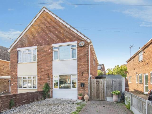 House for sale in Dale Hill, Essex