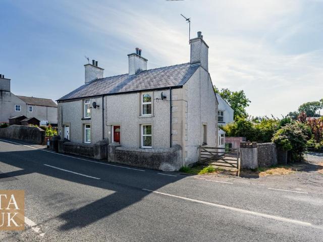 House for sale in Llanfechell, Wales