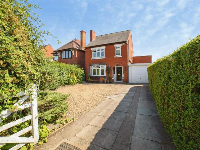 House for sale in Elmton, East Midlands