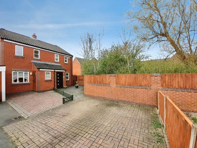 House for sale in Hamilton, Old Wharf