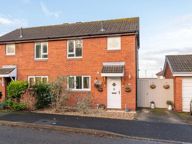House for sale in Helsby, Alvanley