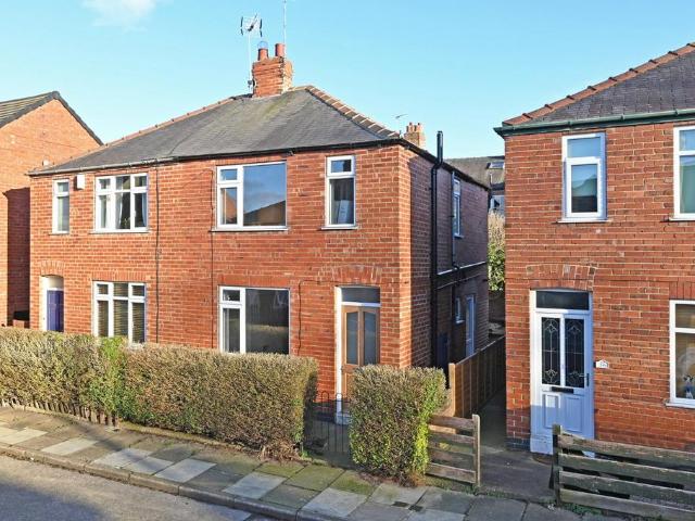 House for sale in High Field, York