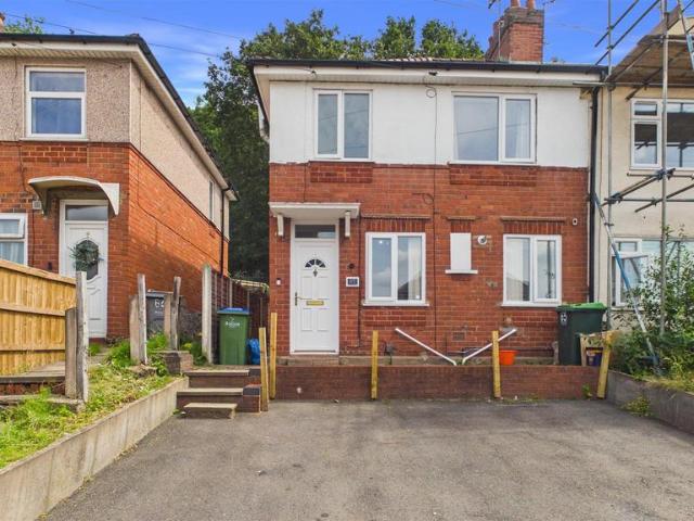 House for sale in Haden Hill, Fold Hill